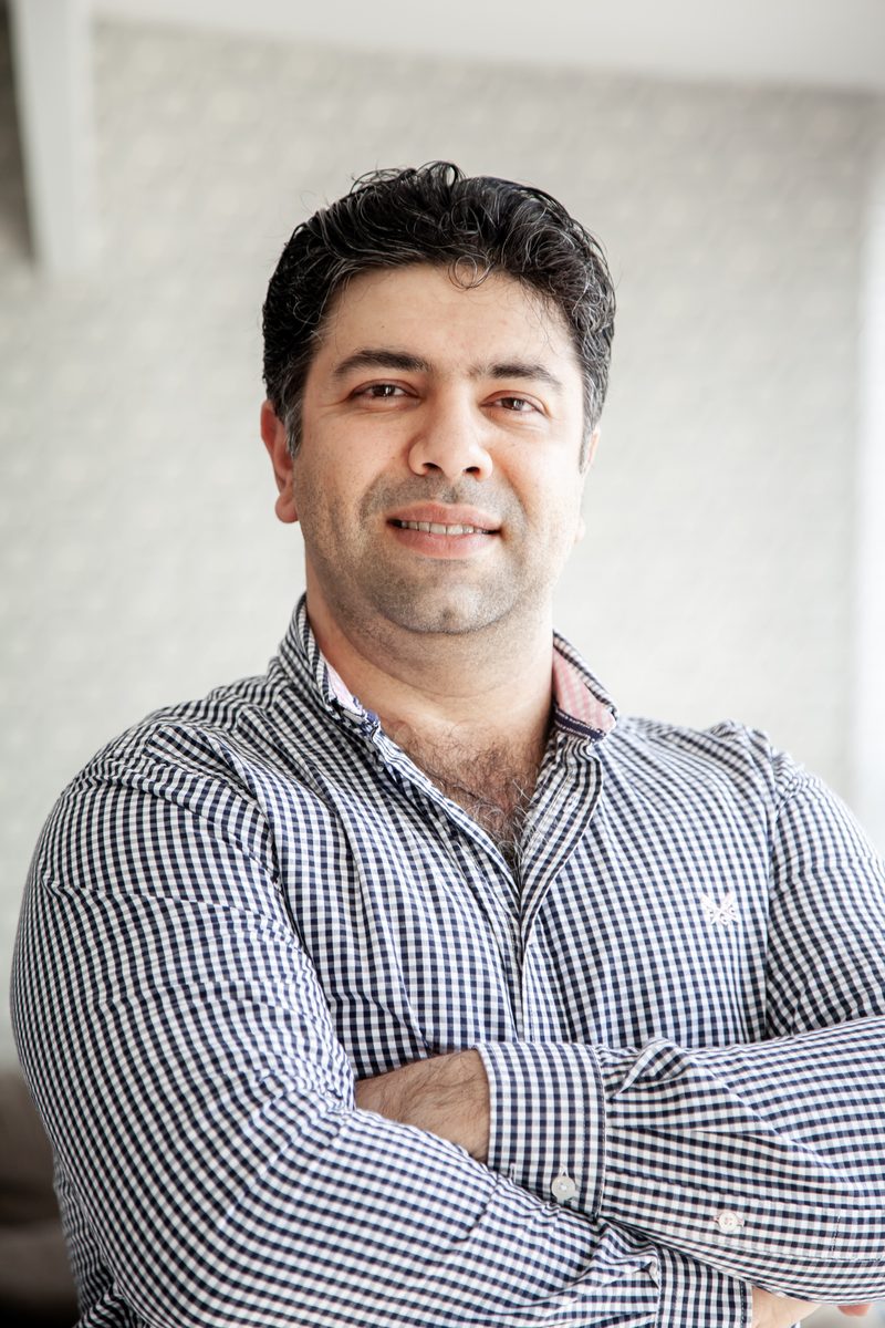 Mehdi Singer, Senior IT Technician